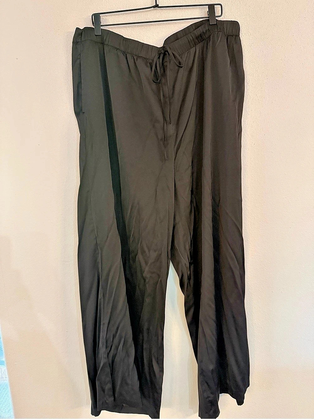TORRID Wide Leg High-Rise Pull-On Satin Pant Black 3X